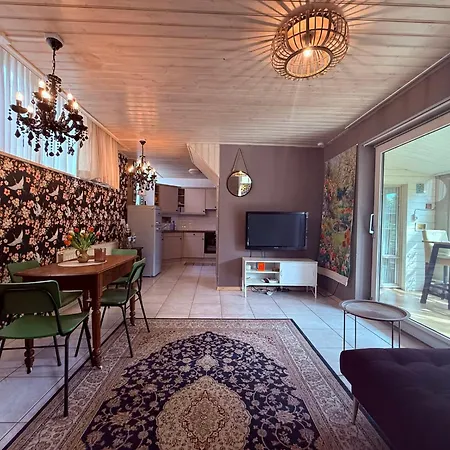 Dom wakacyjny Indigena Forest Retreat -entire 6 Persons Family Near Efteling And Dunes